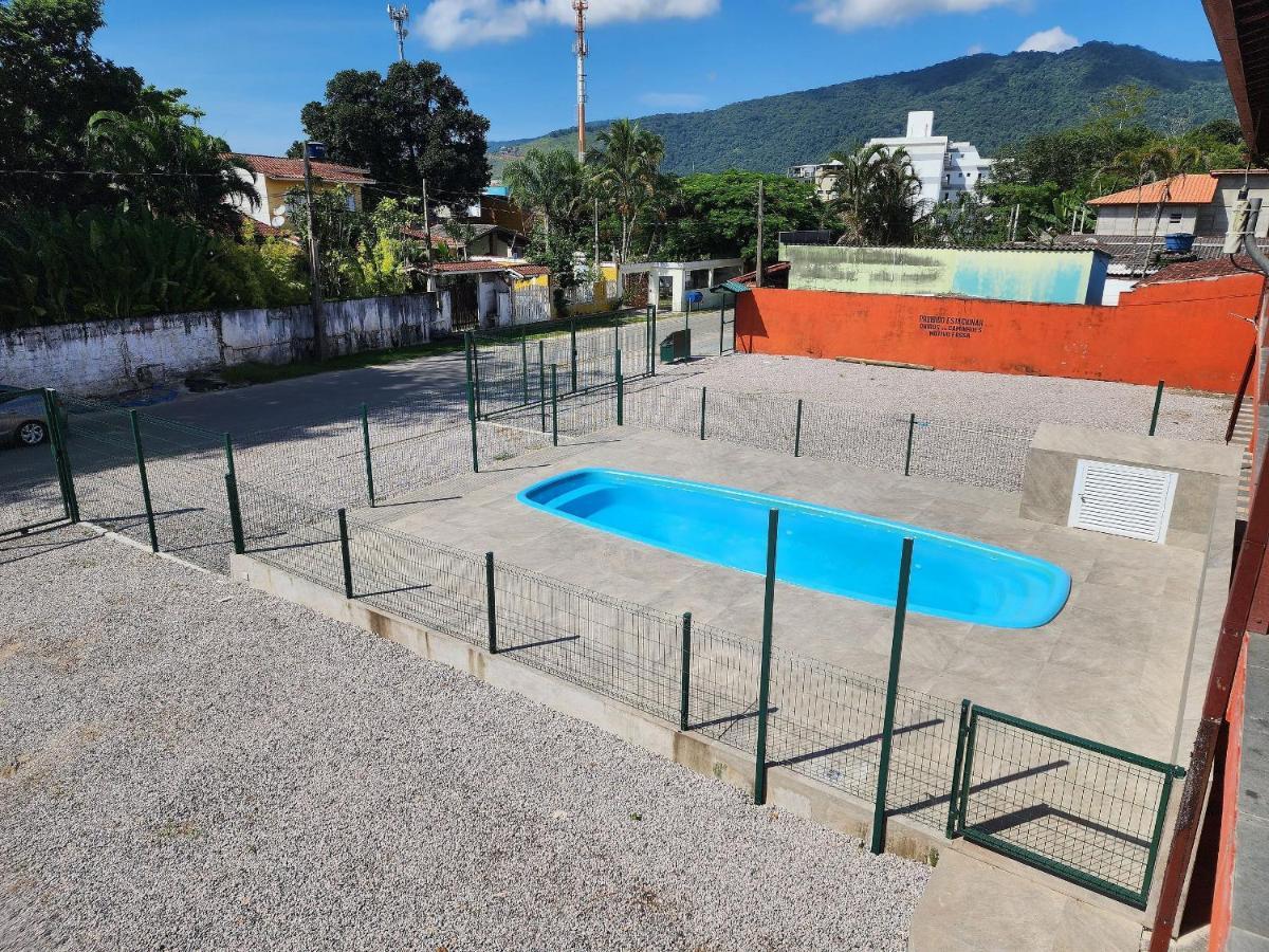 0001.05 - Maranduba - Apto - 2 Dormitorio - 8 Pessoas - 2 Quadras Do Mar - Piscina - Wi-Fi Убатуба Екстер'єр фото